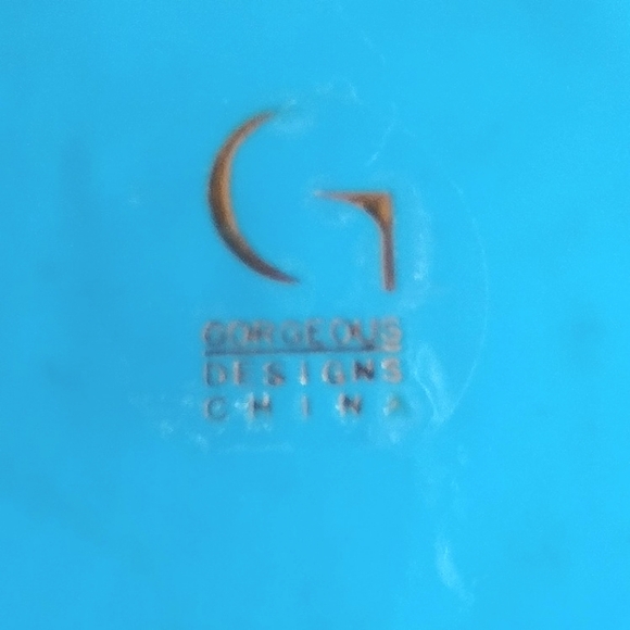 Art Glass Sky Blue Vase Peek a Boo Style by Gorgeous Designs China - Picture 7 of 9